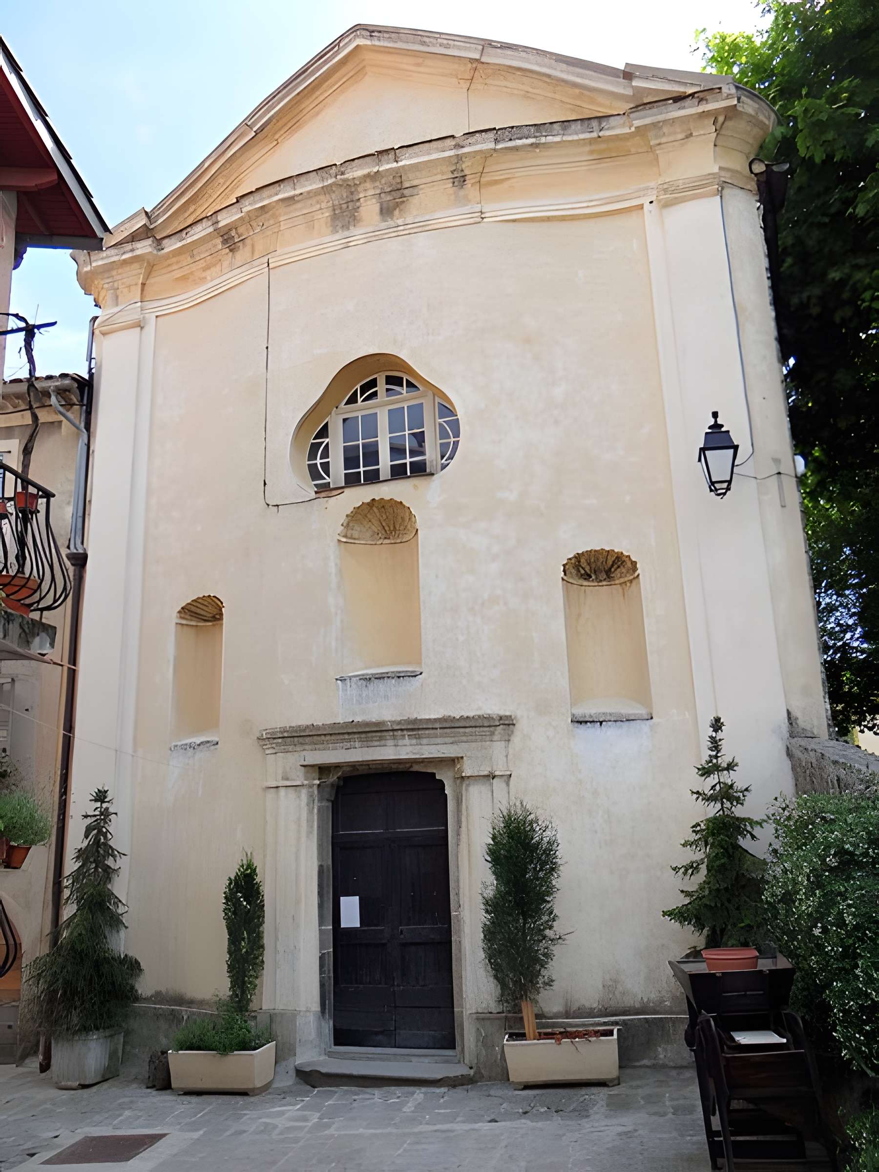 Chapelle Saint-Pierre ou chapelle des Pénitents noirs de Lucéram 