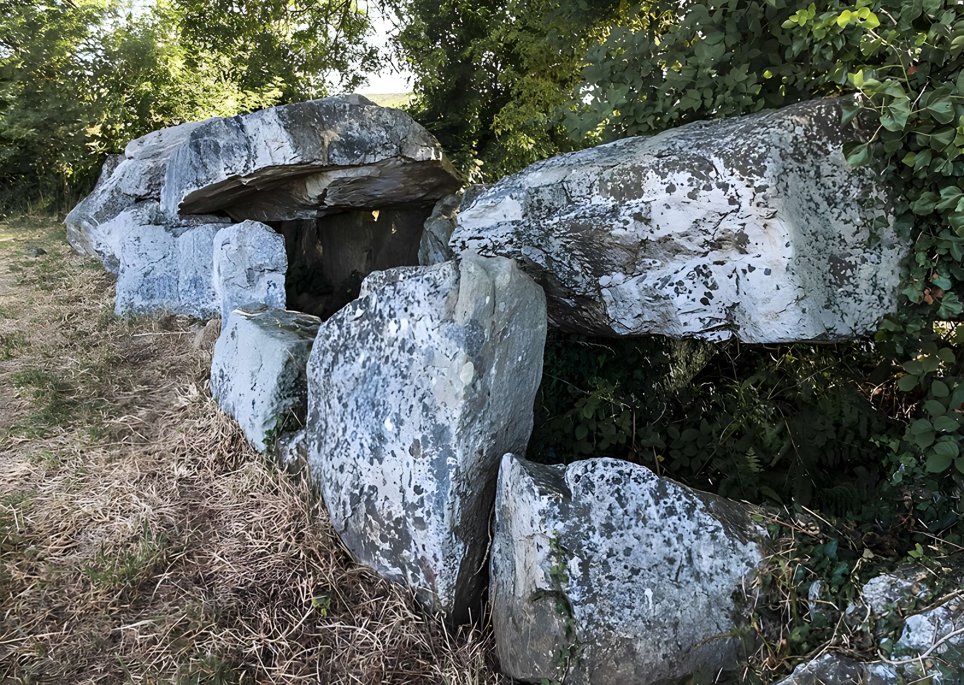 Allée couverte de Bretteville