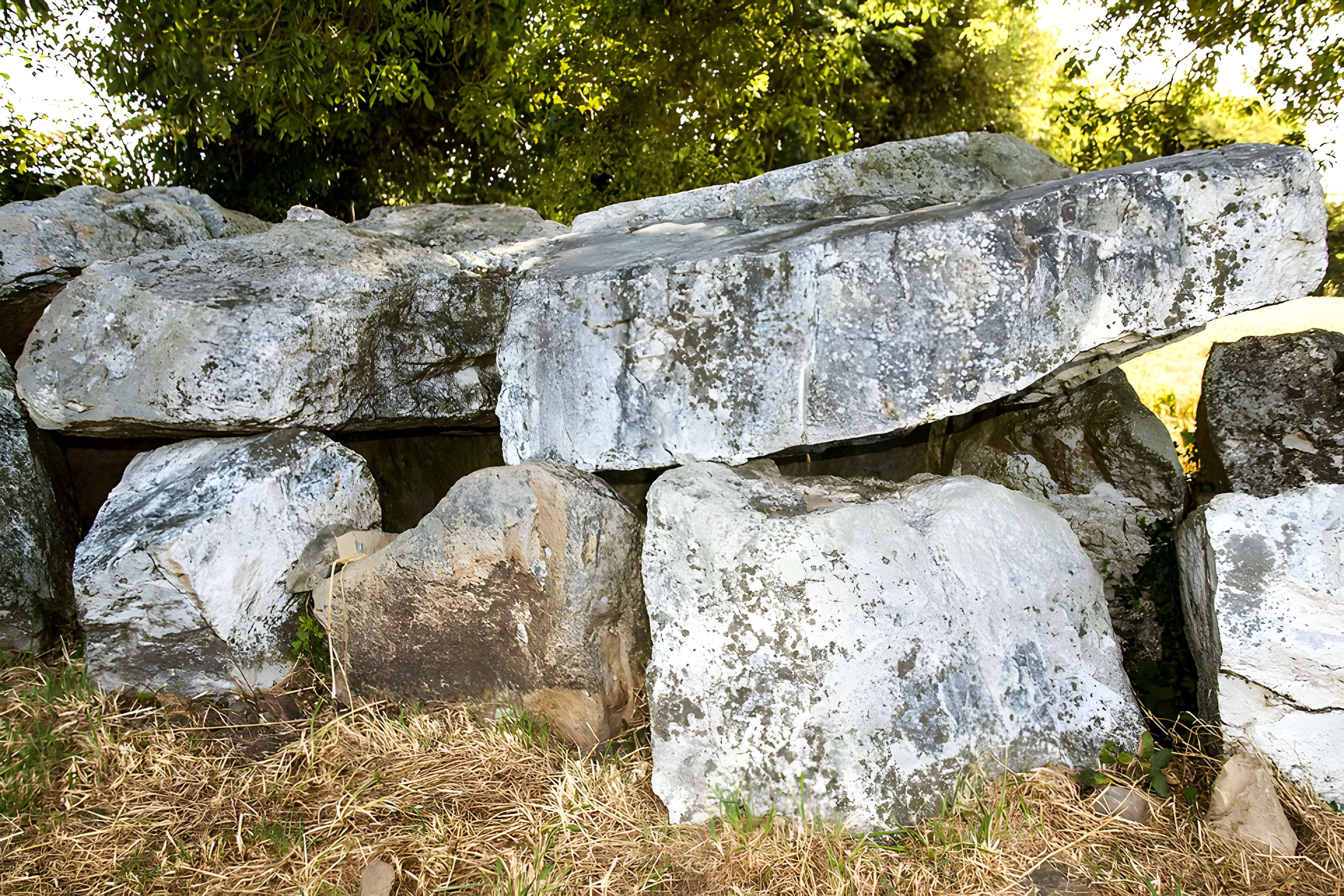 Allée couverte de Bretteville