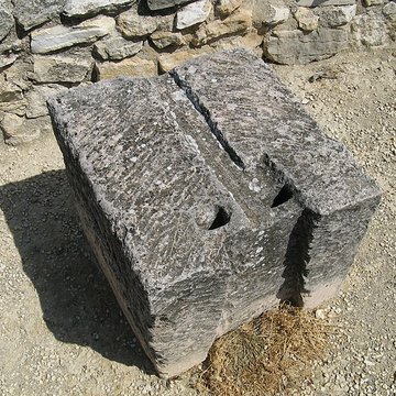 Vestiges de loppidum celto-ligure dEntremont