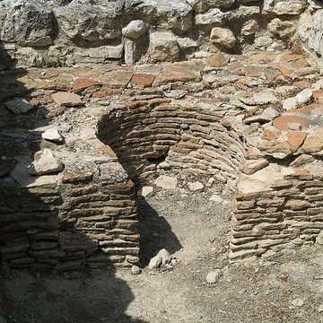 Vestiges de loppidum celto-ligure dEntremont