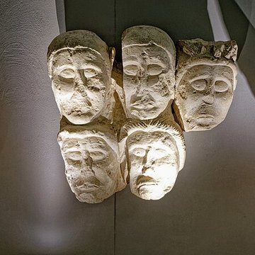 Vestiges de loppidum celto-ligure dEntremont