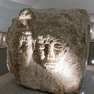 Vestiges de loppidum celto-ligure dEntremont