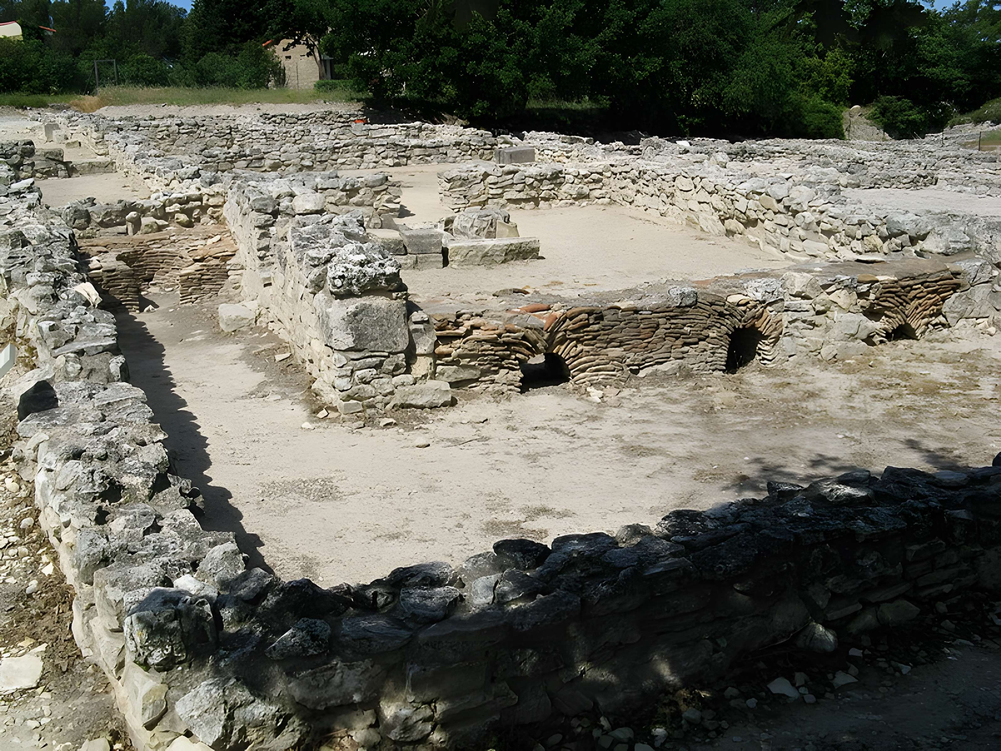 Vestiges de l'oppidum celto-ligure d'Entremont