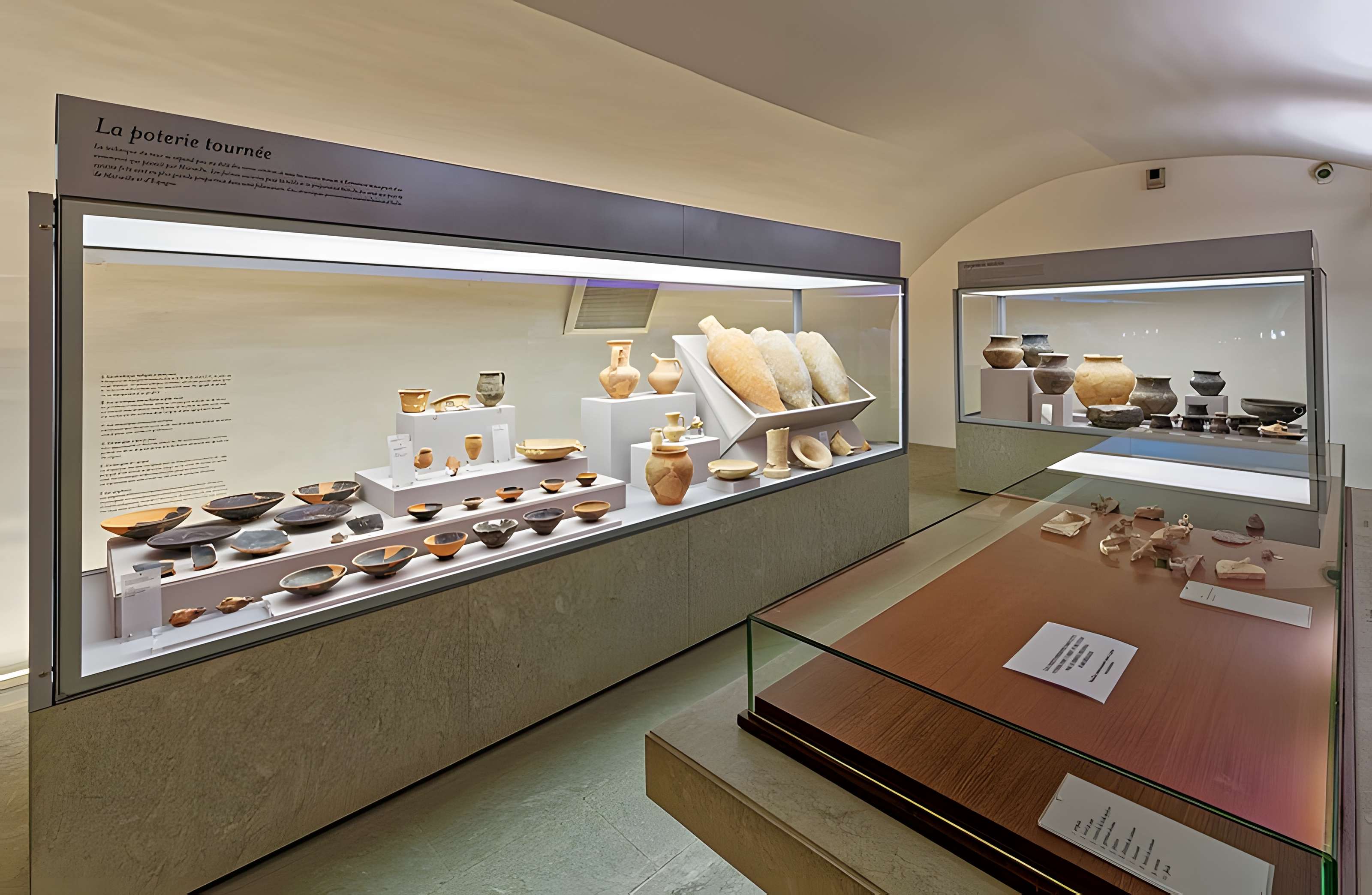 Vestiges de l'oppidum celto-ligure d'Entremont