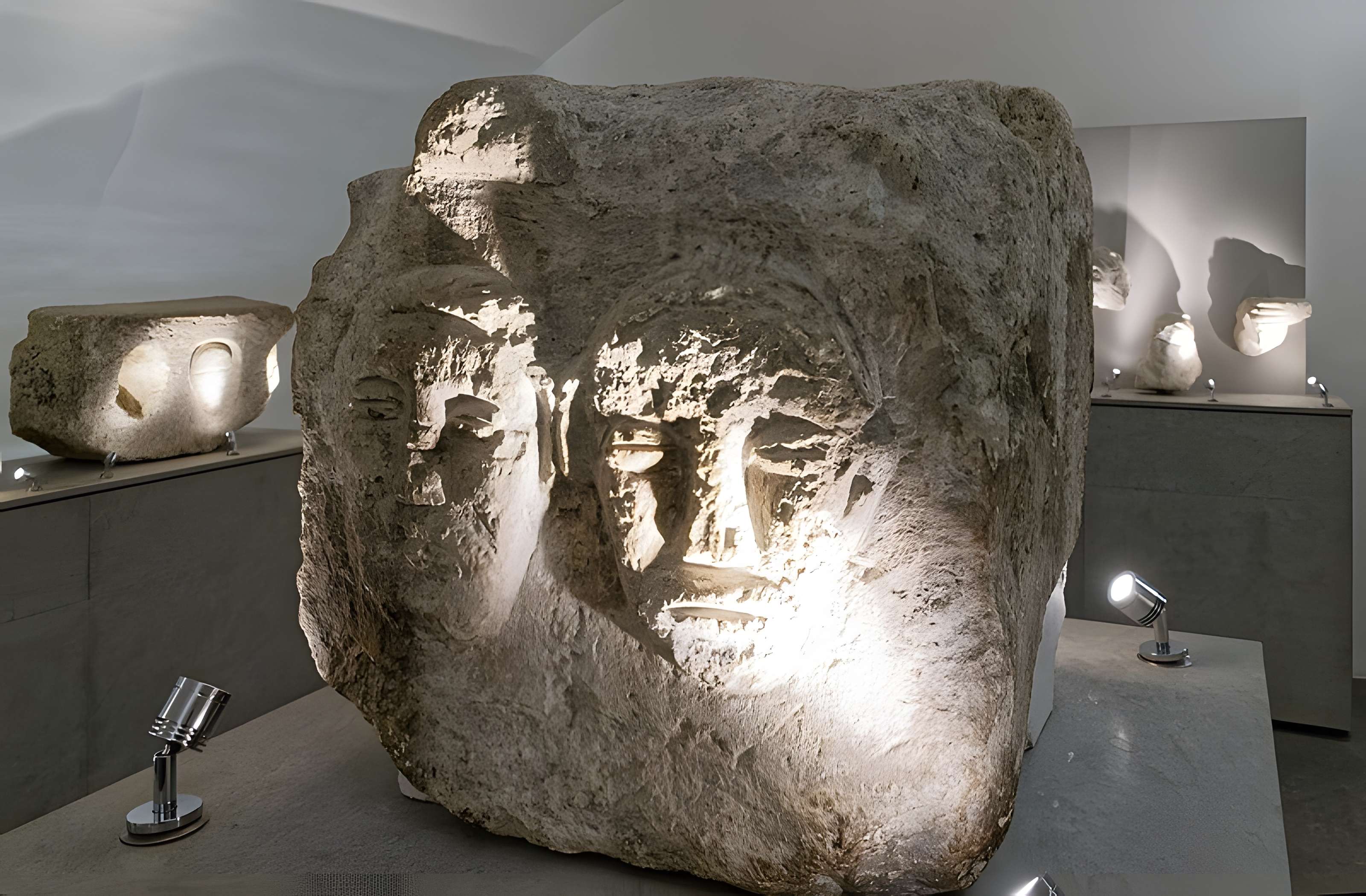 Vestiges de l'oppidum celto-ligure d'Entremont