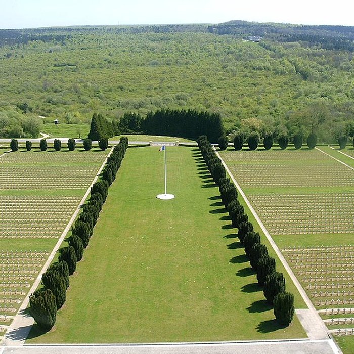 Photo de Ossuaire de Douaumont