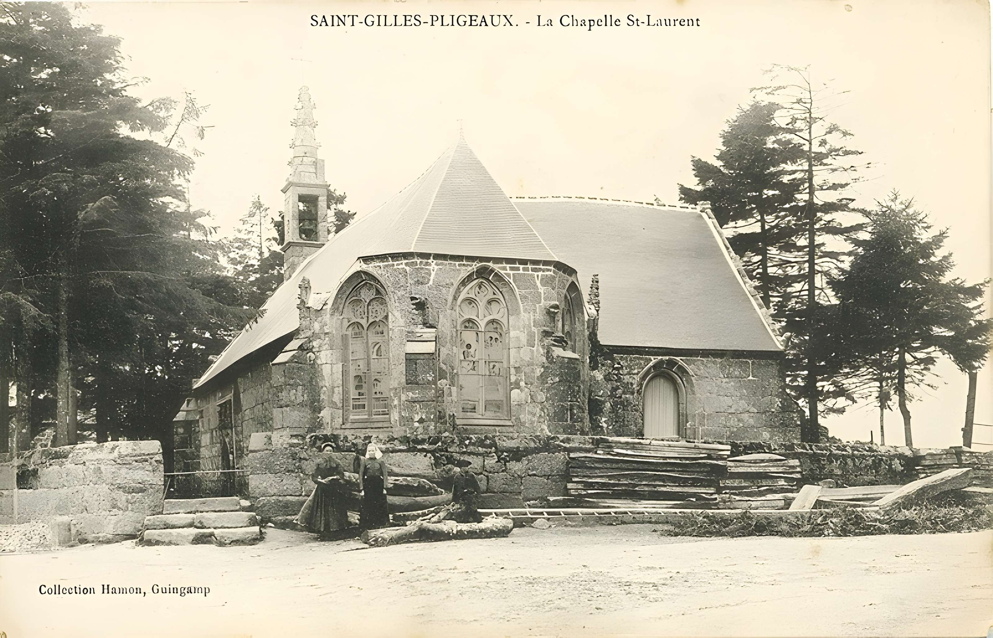 Chapelle seigneuriale Saint-Laurent de Saint-Gilles-Pligeaux
