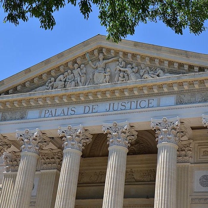 Photo de Palais de justice de Nîmes