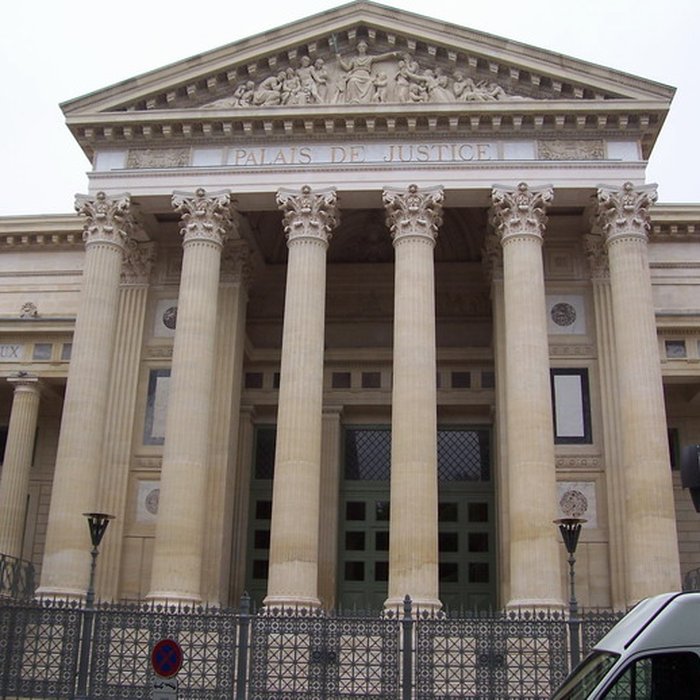 Photo de Palais de justice de Nîmes