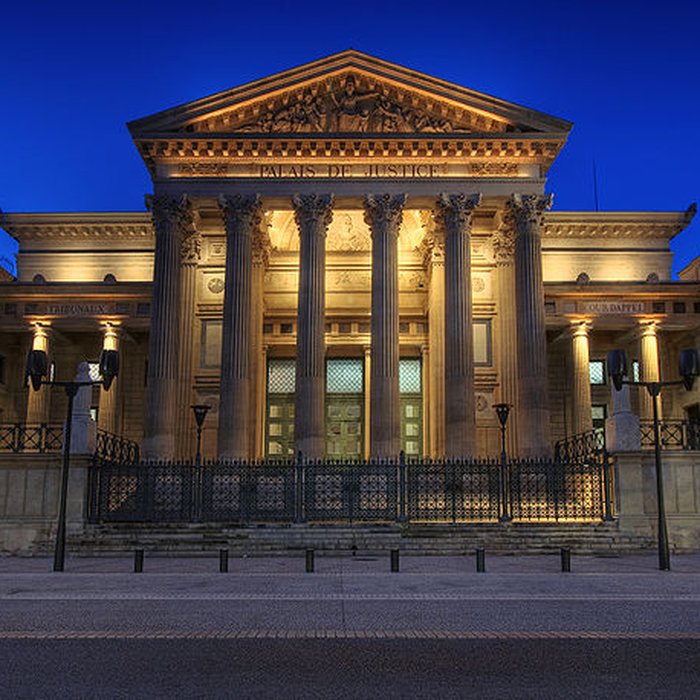 Photo de Palais de justice de Nîmes