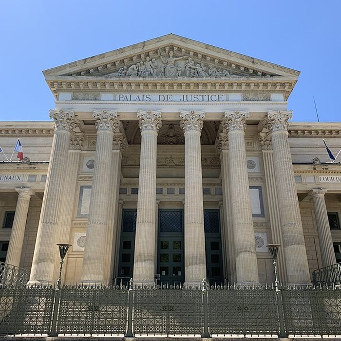 Photo de Palais de justice de Nîmes