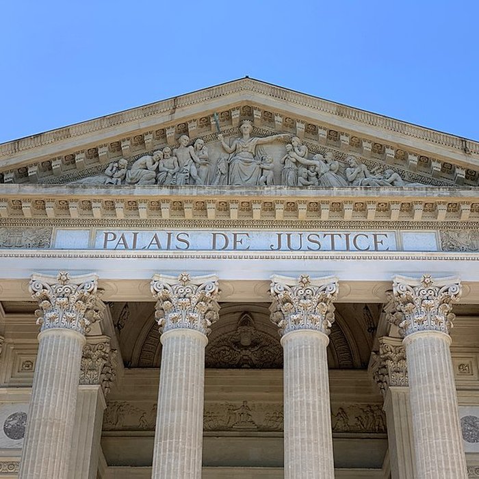 Photo de Palais de justice de Nîmes