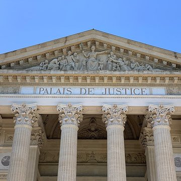 Palais de justice de Nîmes