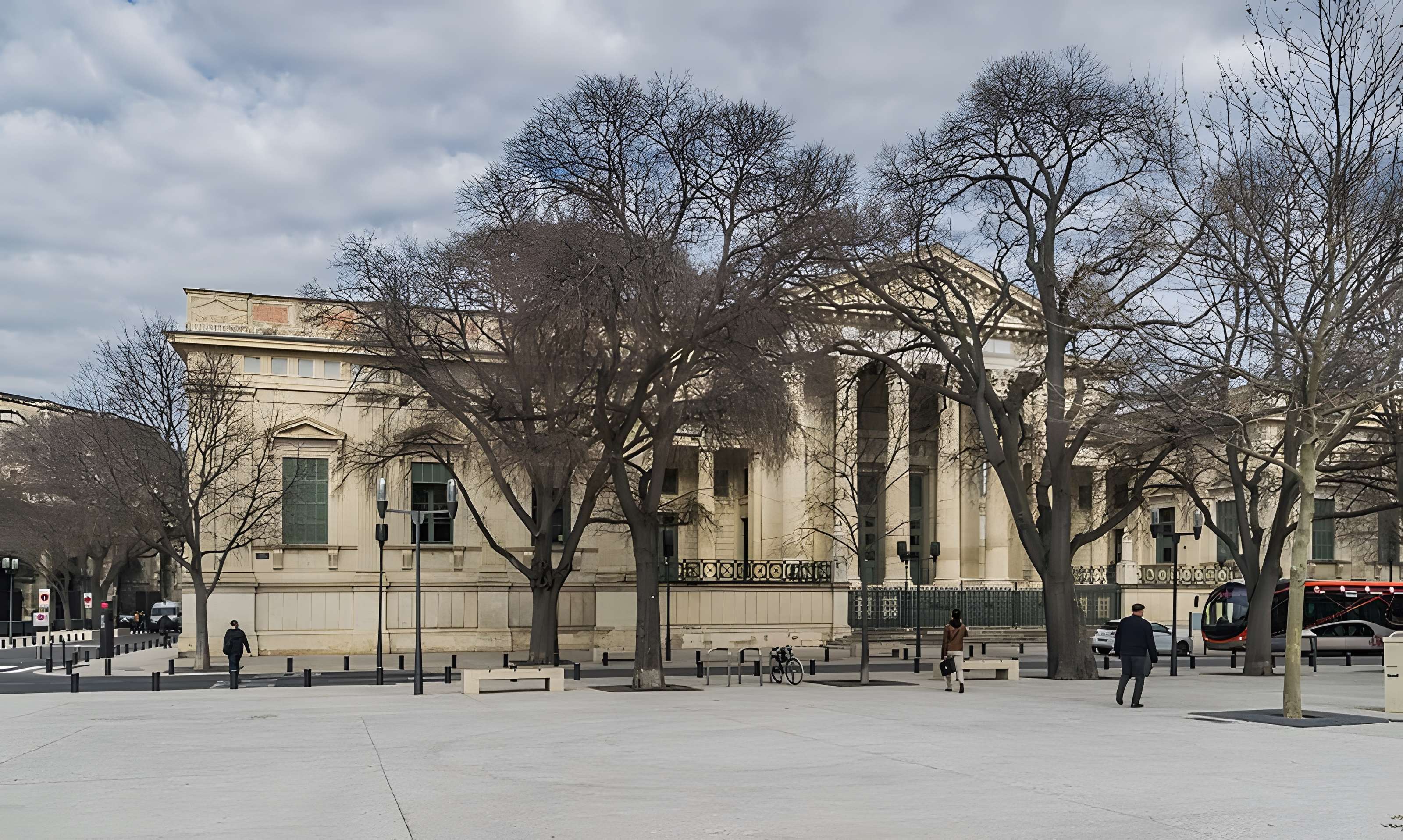 Palais de justice de Nîmes