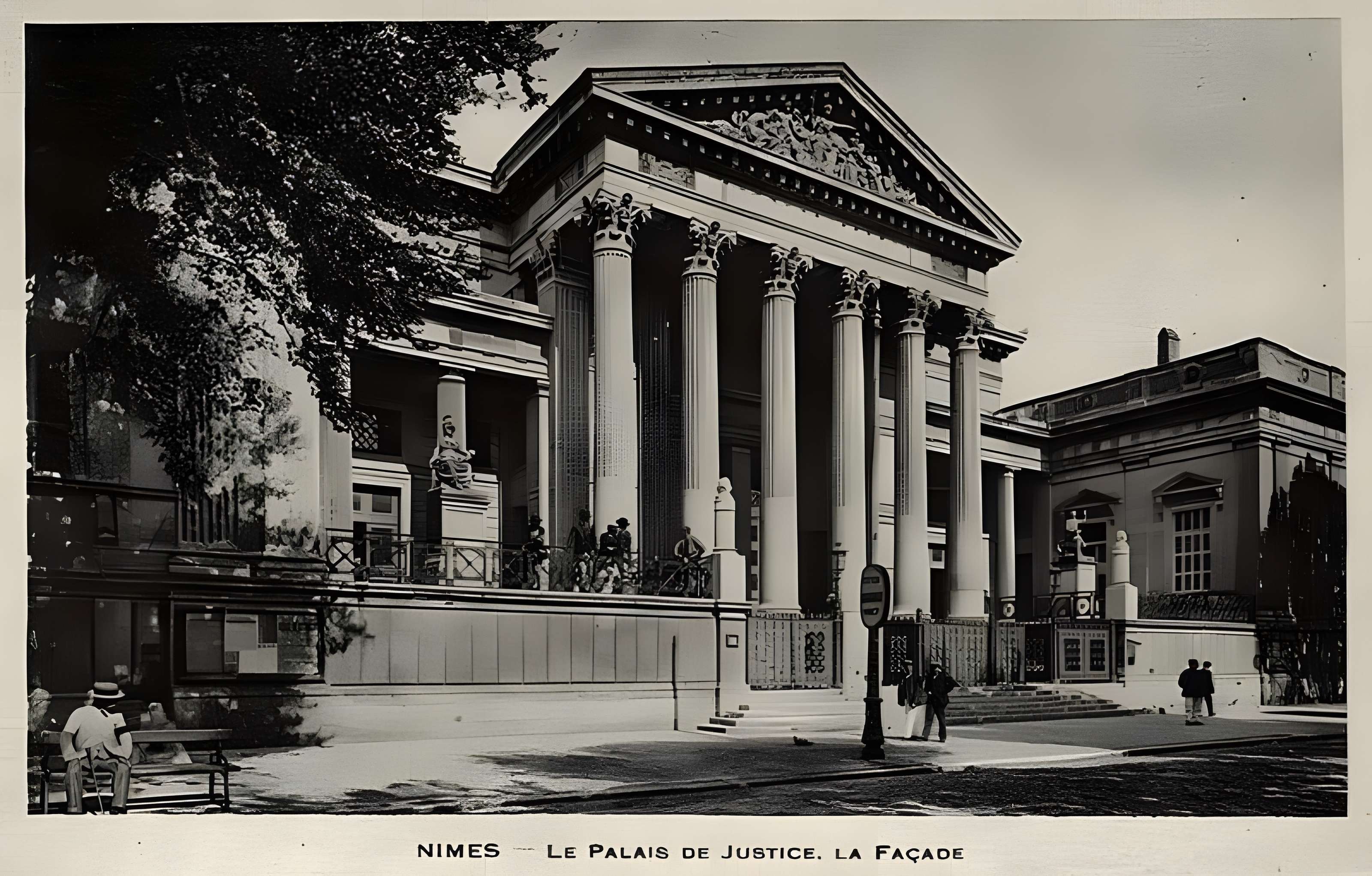 Palais de justice de Nîmes