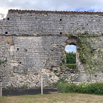 Château abbatial de Vézelay