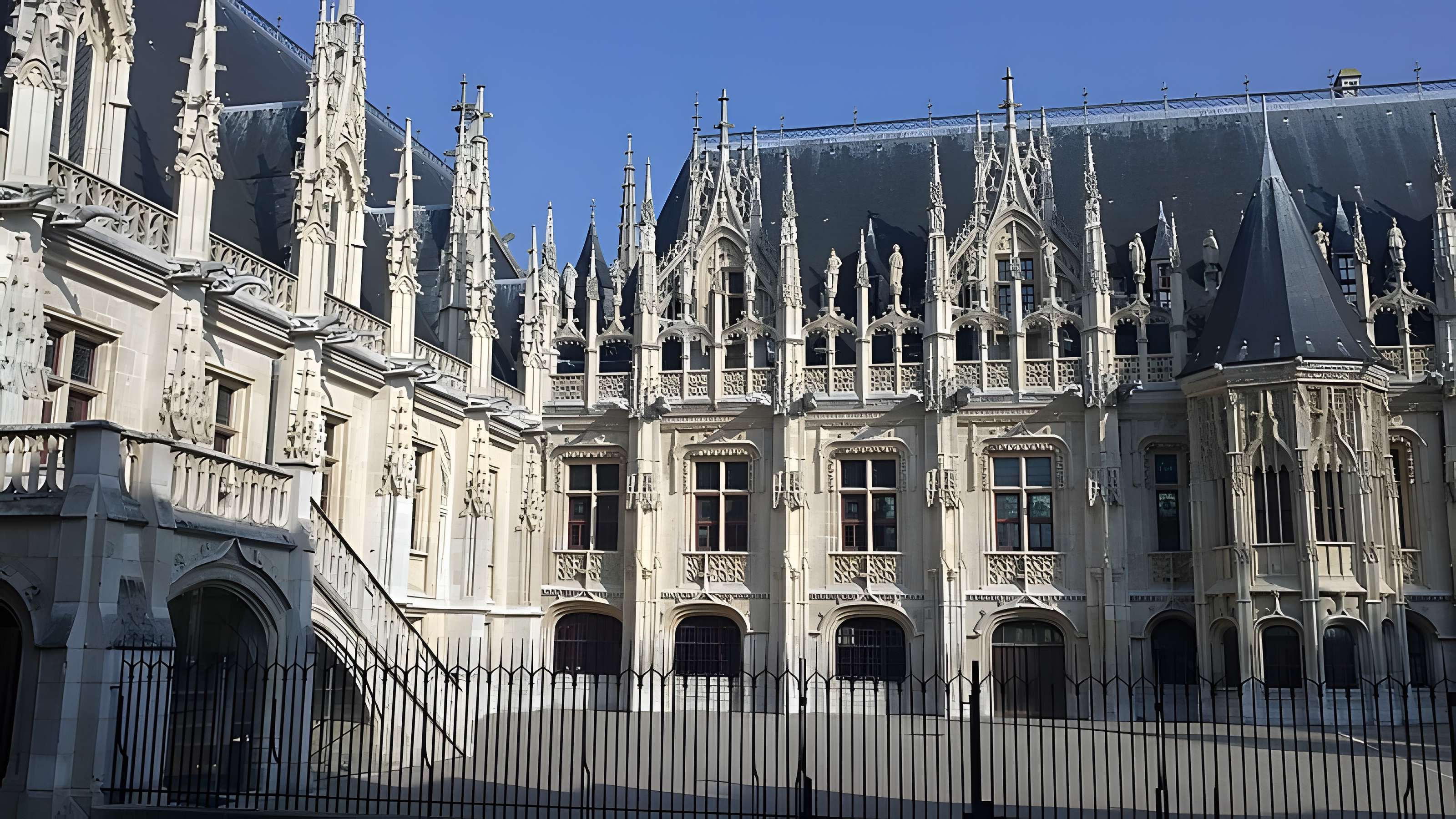 Palais de justice de Rouen