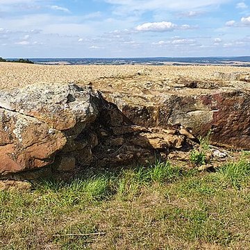 Allée couverte de Giraumont à Saint-Marcel