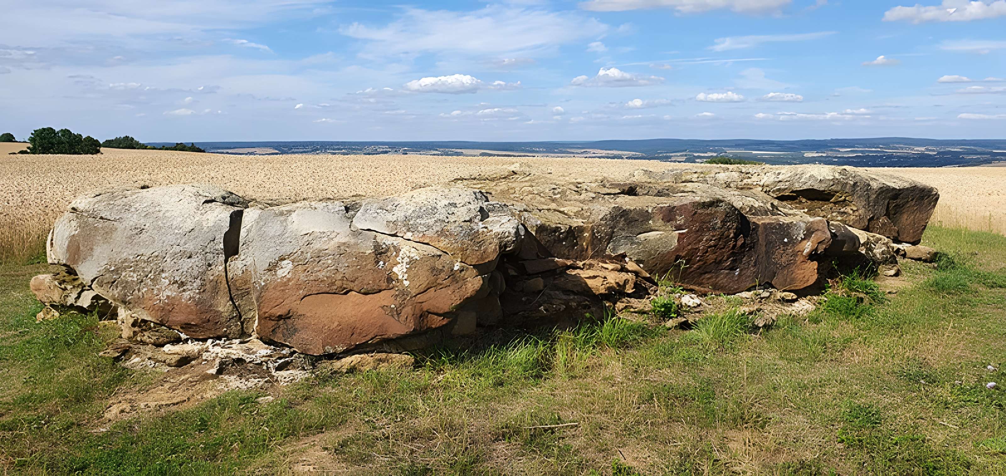 Allée couverte de Giraumont à Saint-Marcel