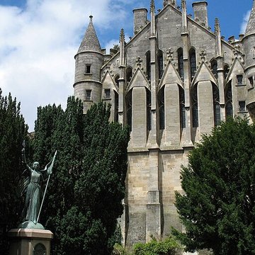 Palais des comtes de Poitiers