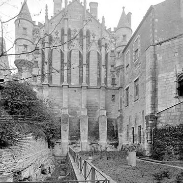 Palais des comtes de Poitiers