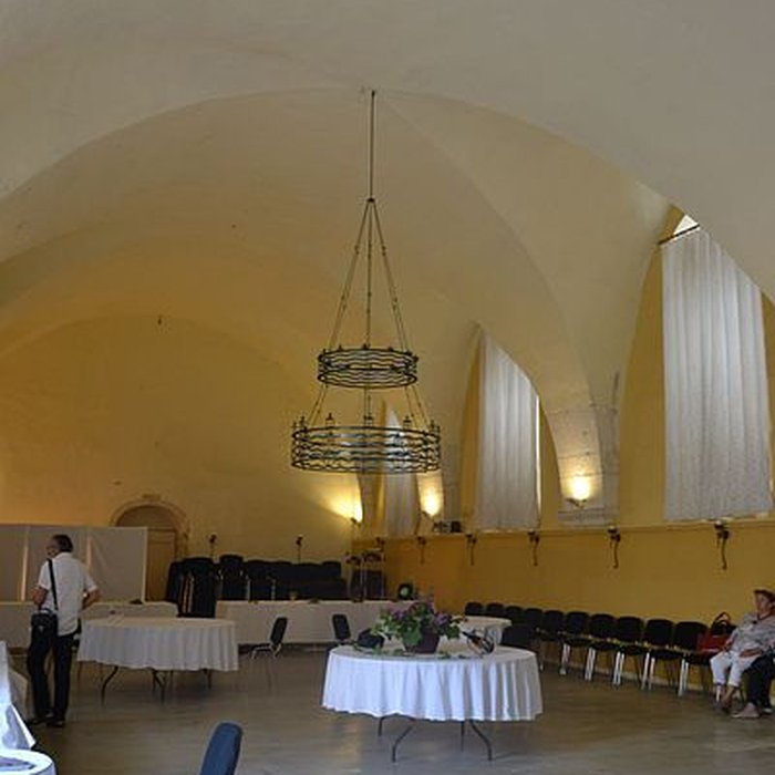 Photo de Palais des évêques de Bourg-Saint-Andéol