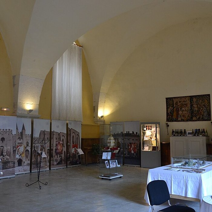 Photo de Palais des évêques de Bourg-Saint-Andéol