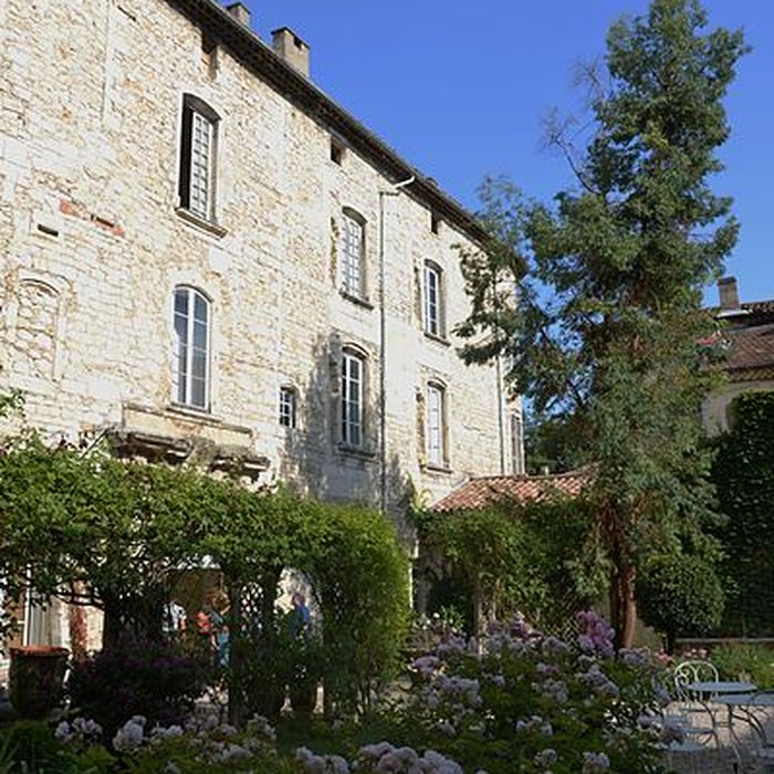 Photo de Palais des évêques de Bourg-Saint-Andéol