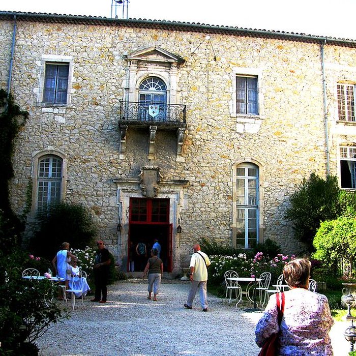 Photo de Palais des évêques de Bourg-Saint-Andéol