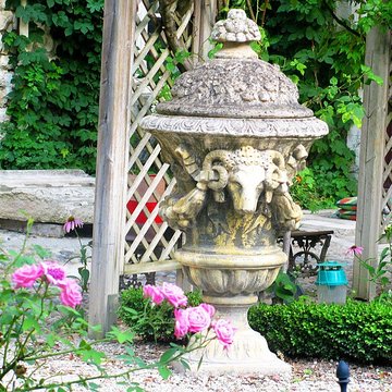 Palais des évêques de Bourg-Saint-Andéol