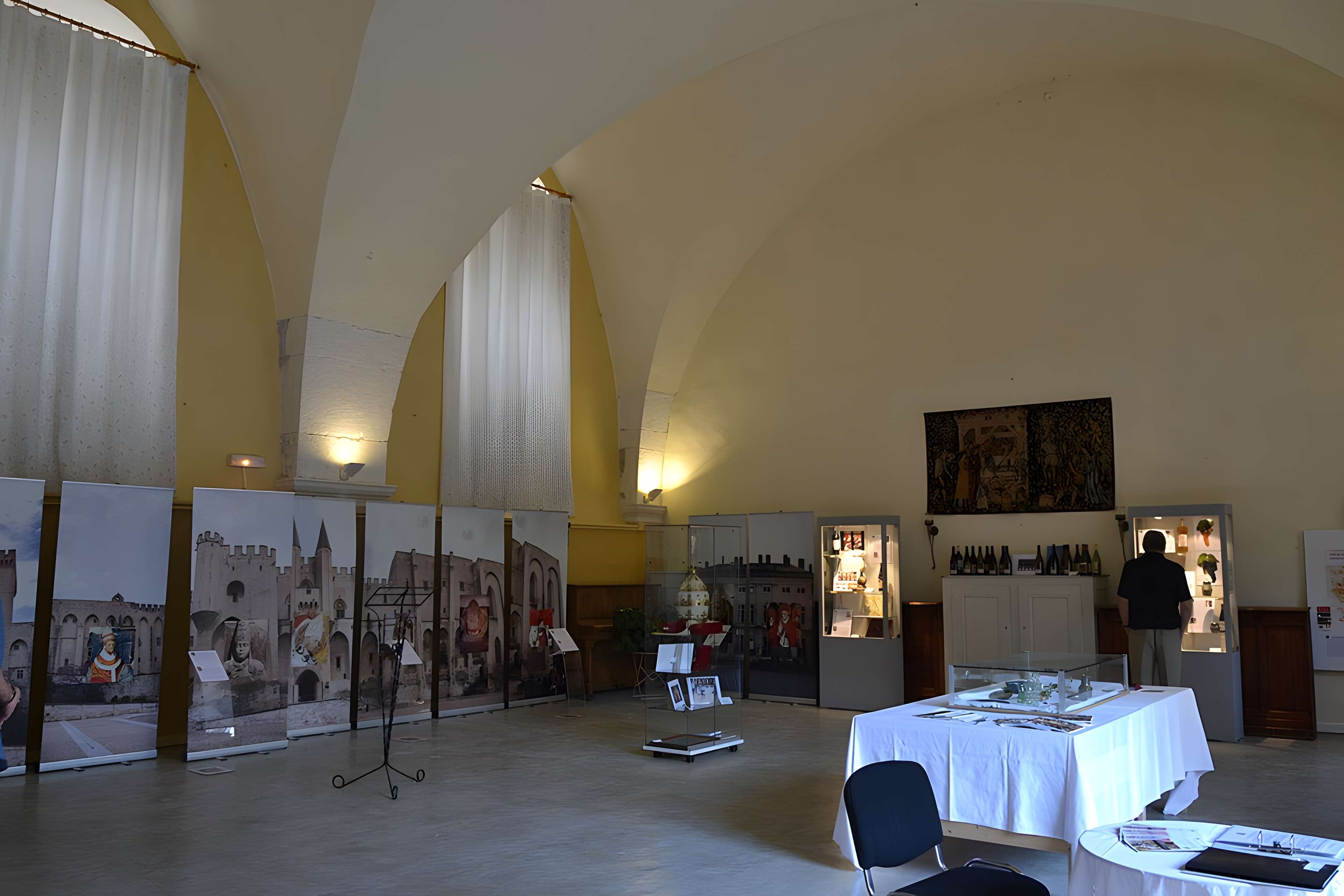 Palais des évêques de Bourg-Saint-Andéol