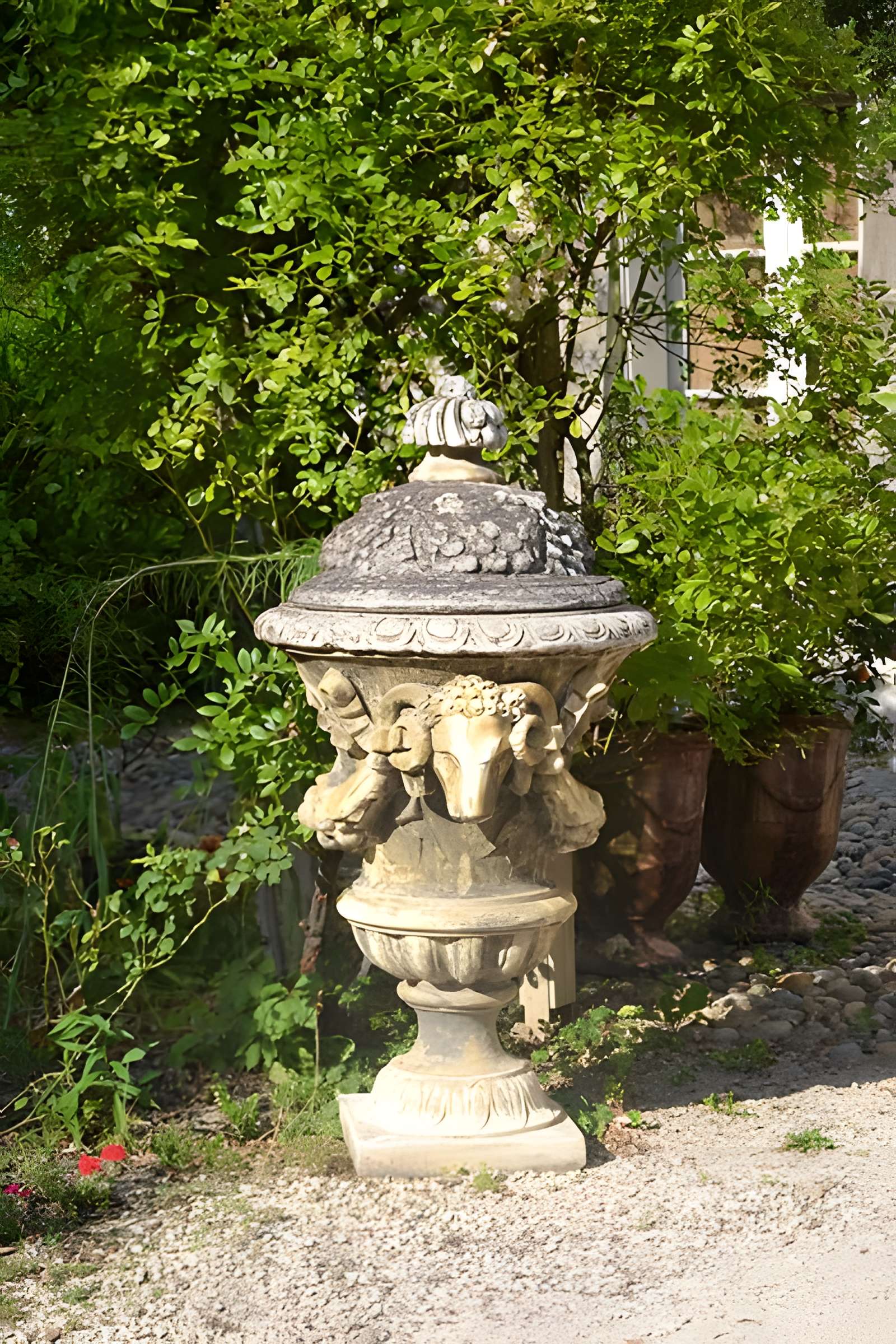 Palais des évêques de Bourg-Saint-Andéol