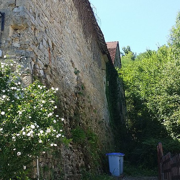 Photo de Château de Baume à Saint-Lothain