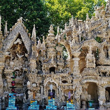 Palais Idéal du Facteur Cheval à Hauterives