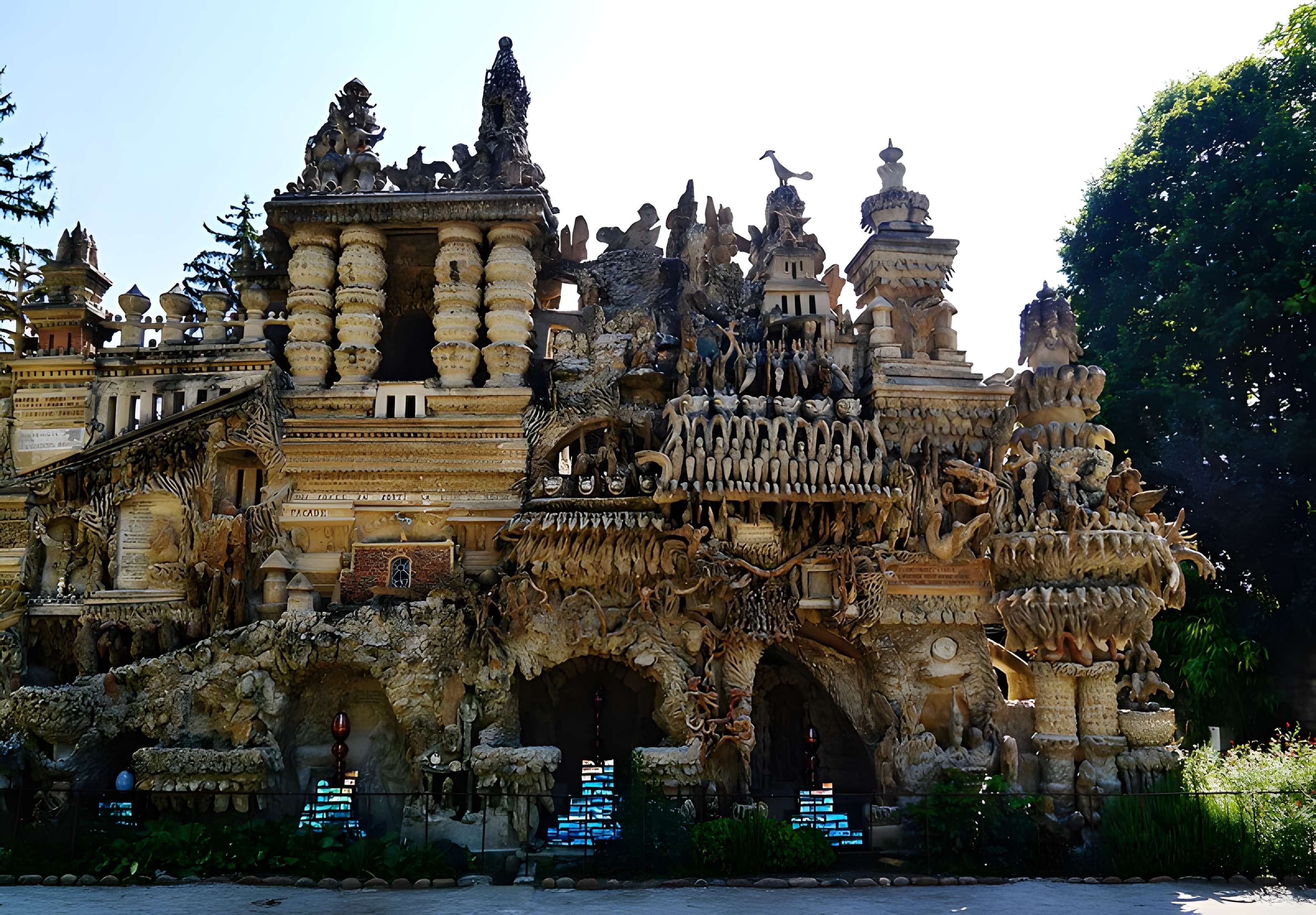 Palais Idéal du Facteur Cheval à Hauterives