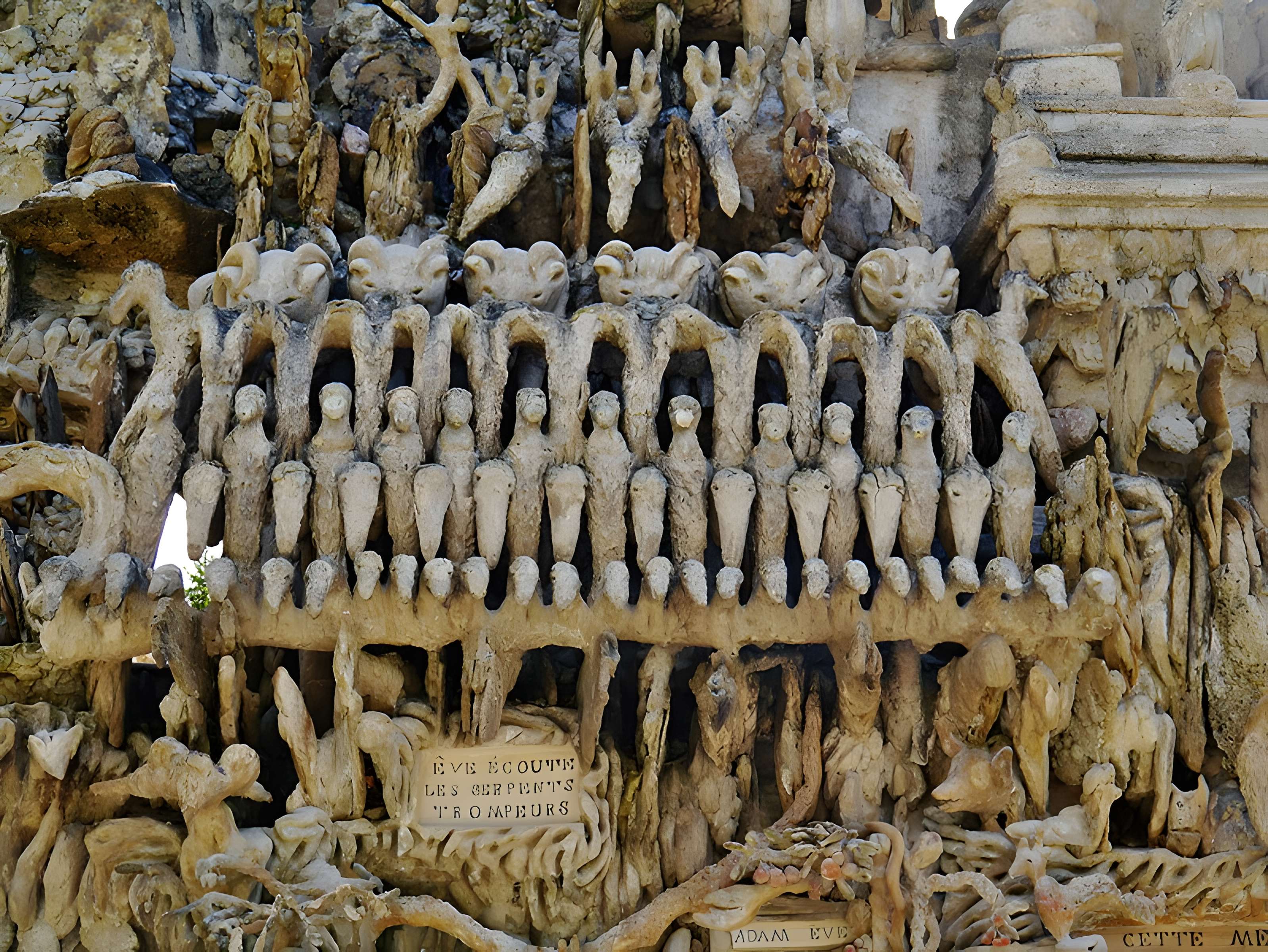 Palais Idéal du Facteur Cheval à Hauterives