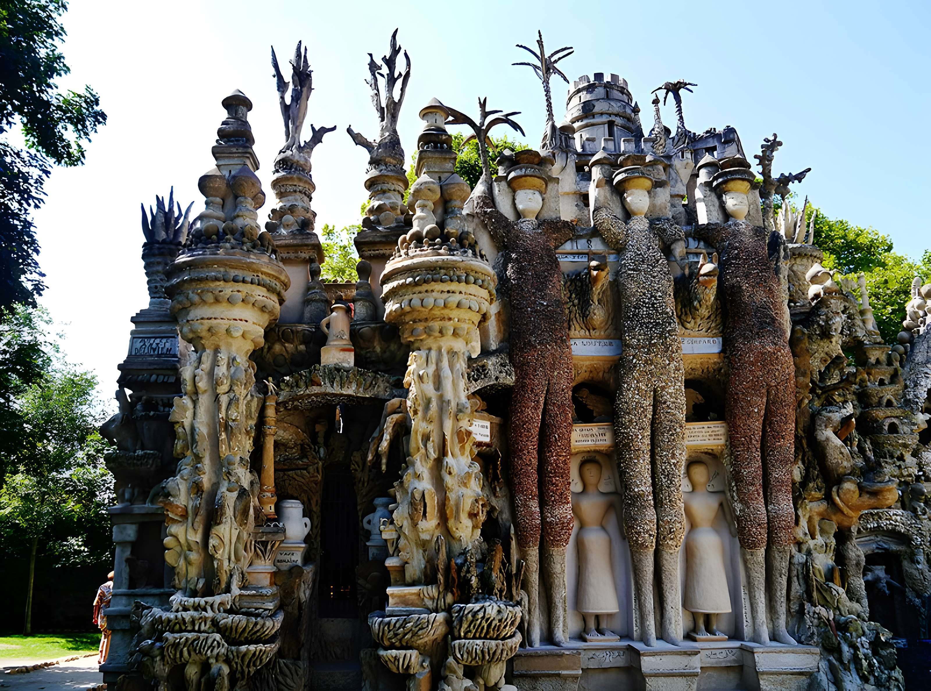 Palais Idéal du Facteur Cheval à Hauterives