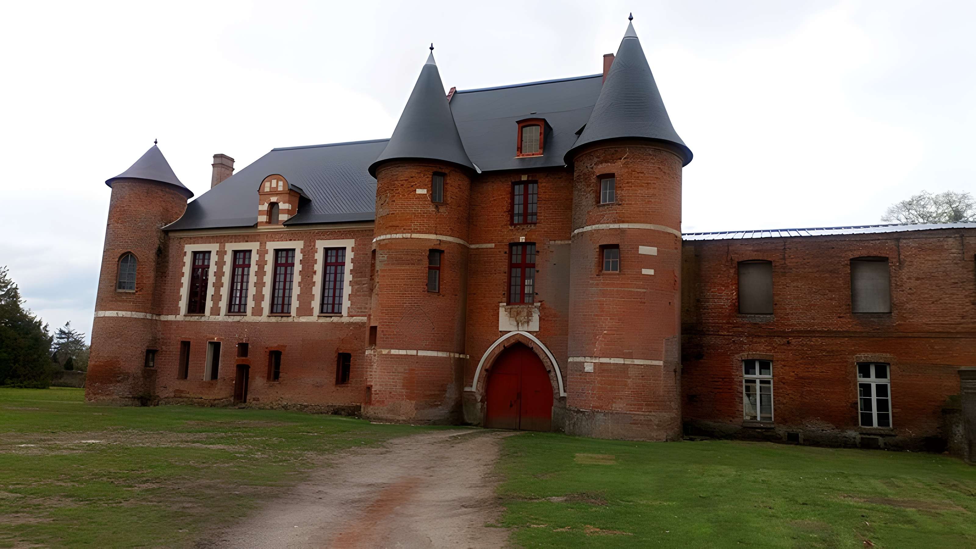Château de Beaucamps-le-Jeune
