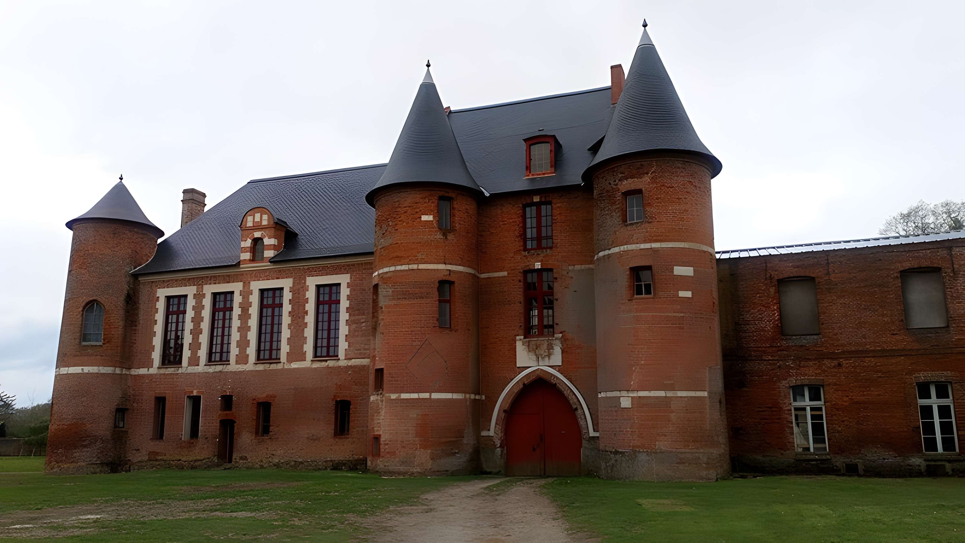Château de Beaucamps-le-Jeune