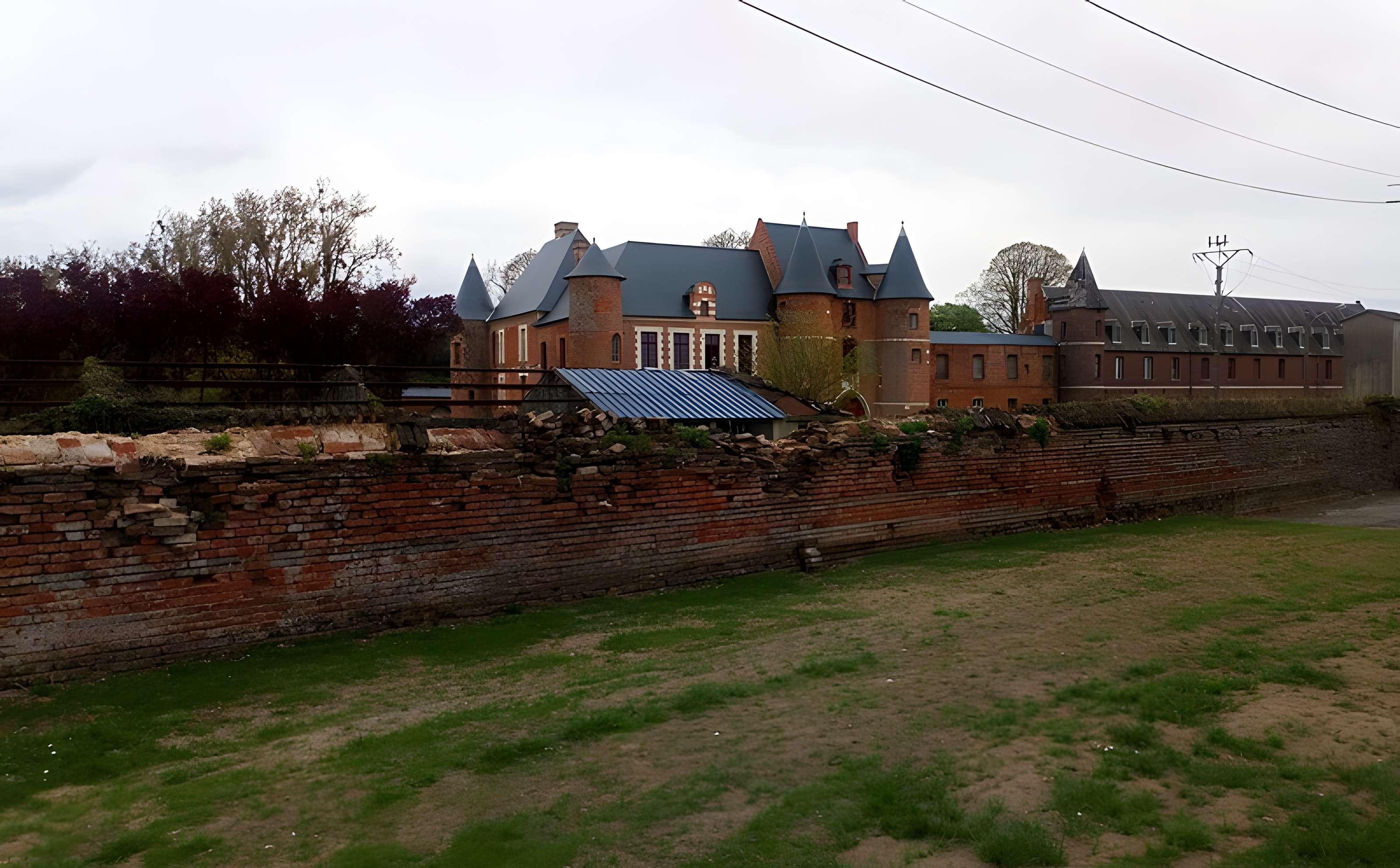 Château de Beaucamps-le-Jeune