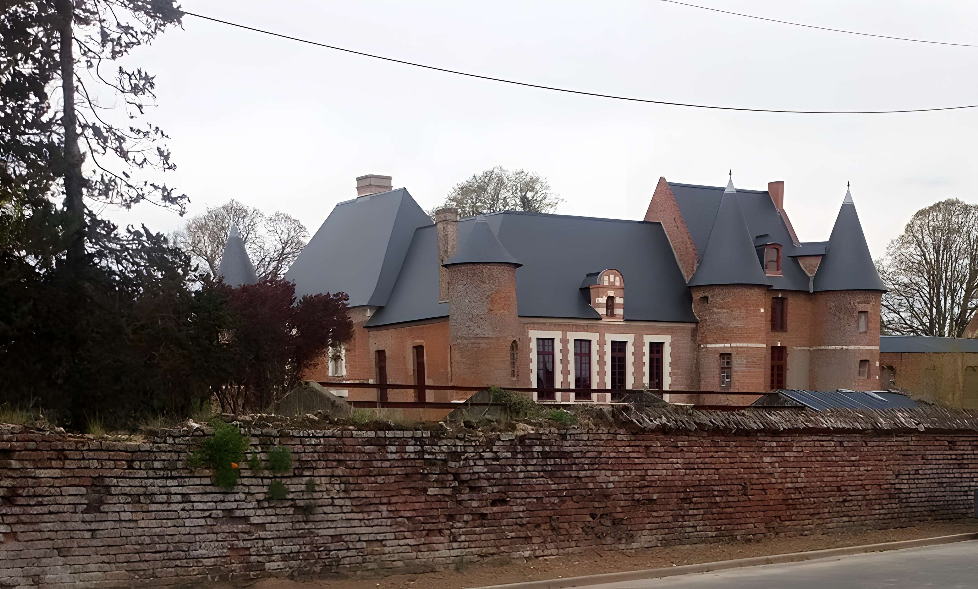 Château de Beaucamps-le-Jeune