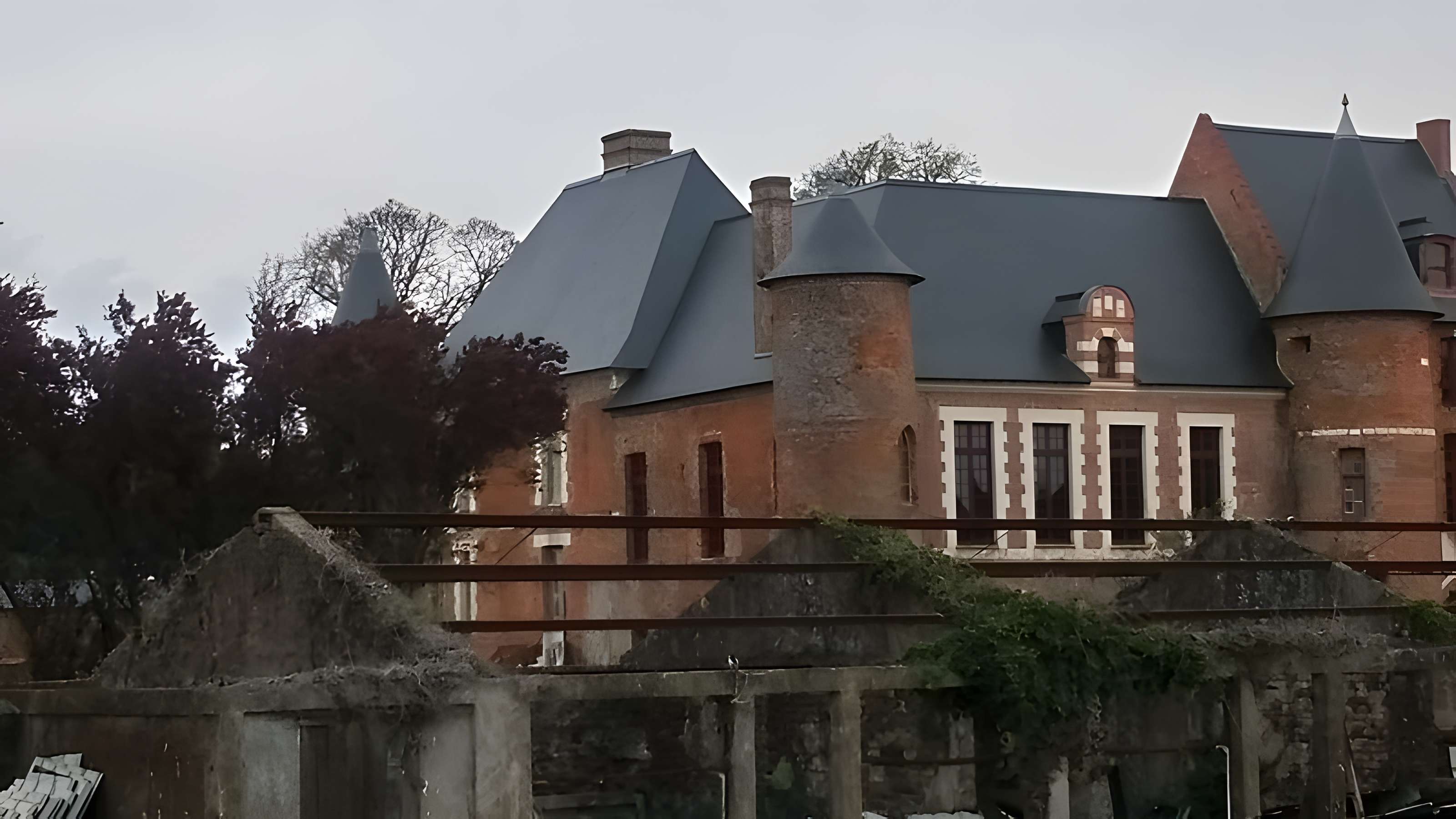 Château de Beaucamps-le-Jeune