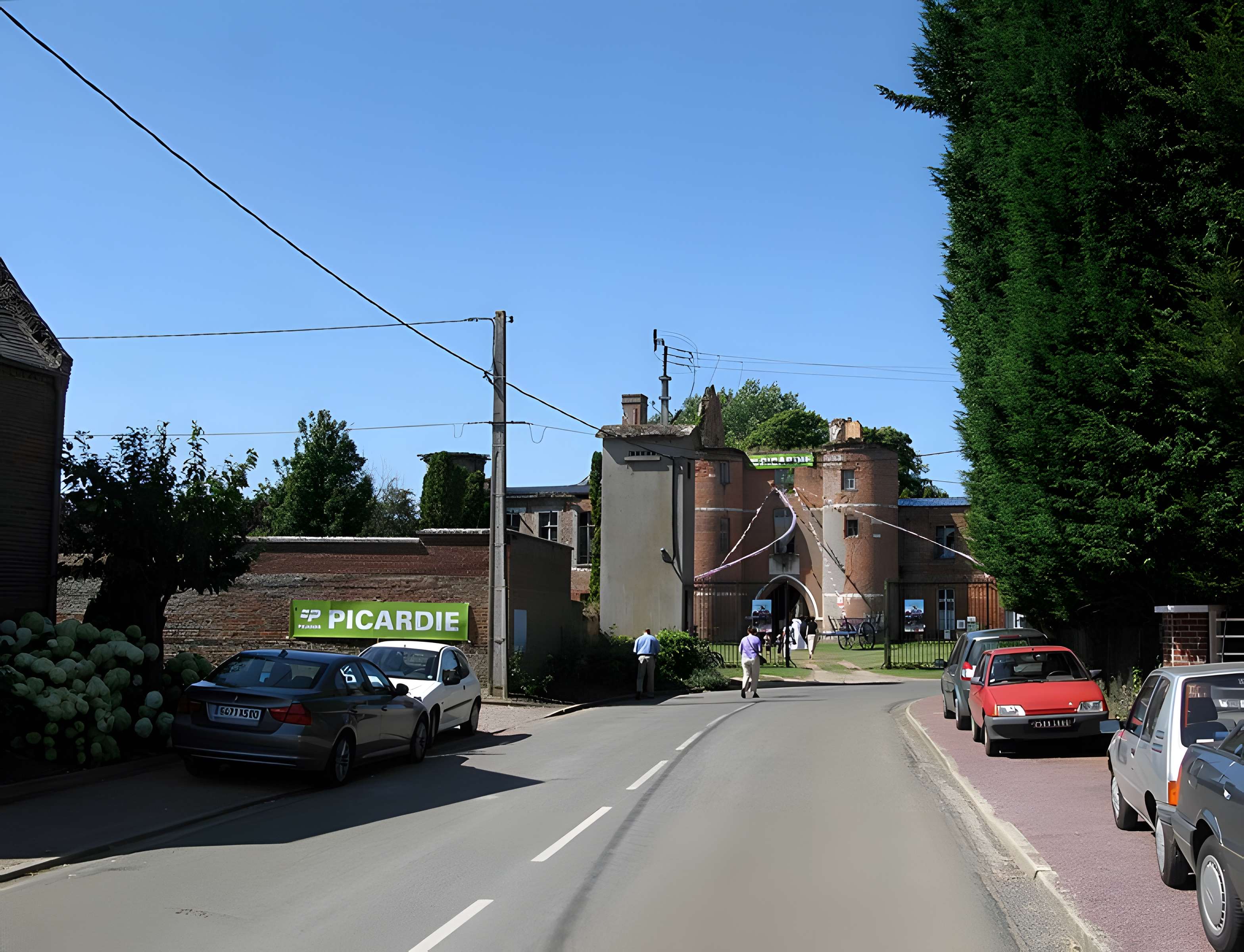 Château de Beaucamps-le-Jeune