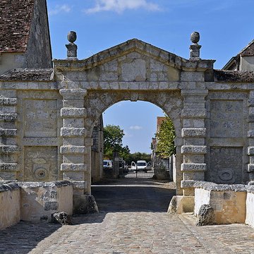 Château de Beaumont-du-Gâtinais