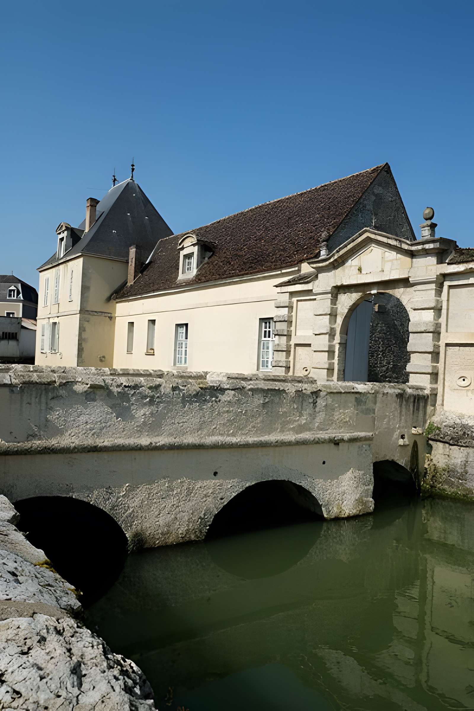Château de Beaumont-du-Gâtinais