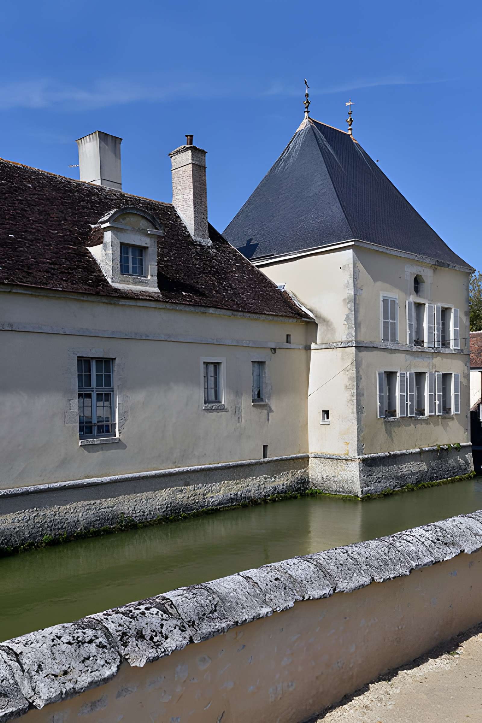 Château de Beaumont-du-Gâtinais
