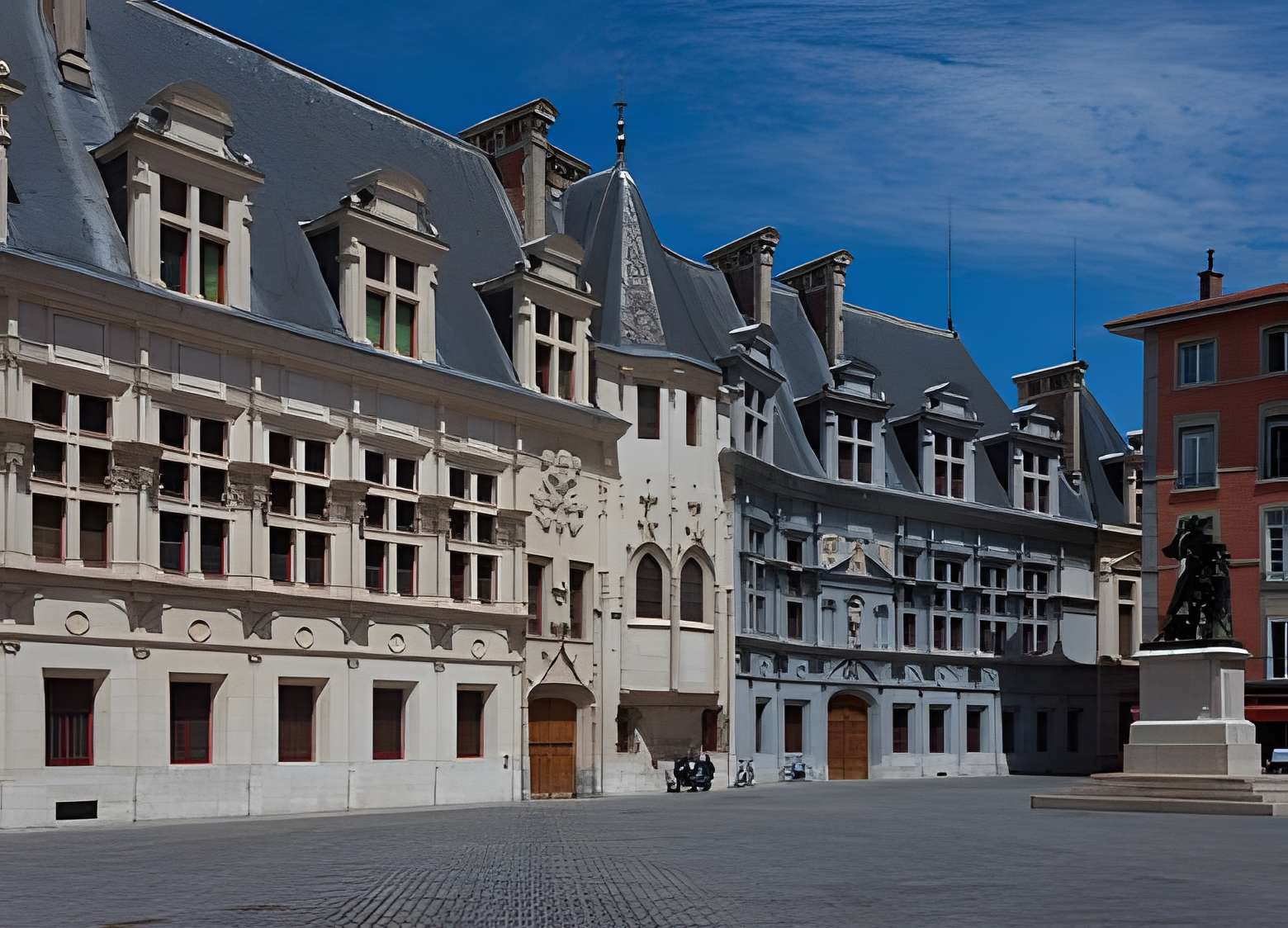 Palais du parlement du Dauphiné à Grenoble 