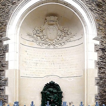 Ancien évêché ou Palais du Tau