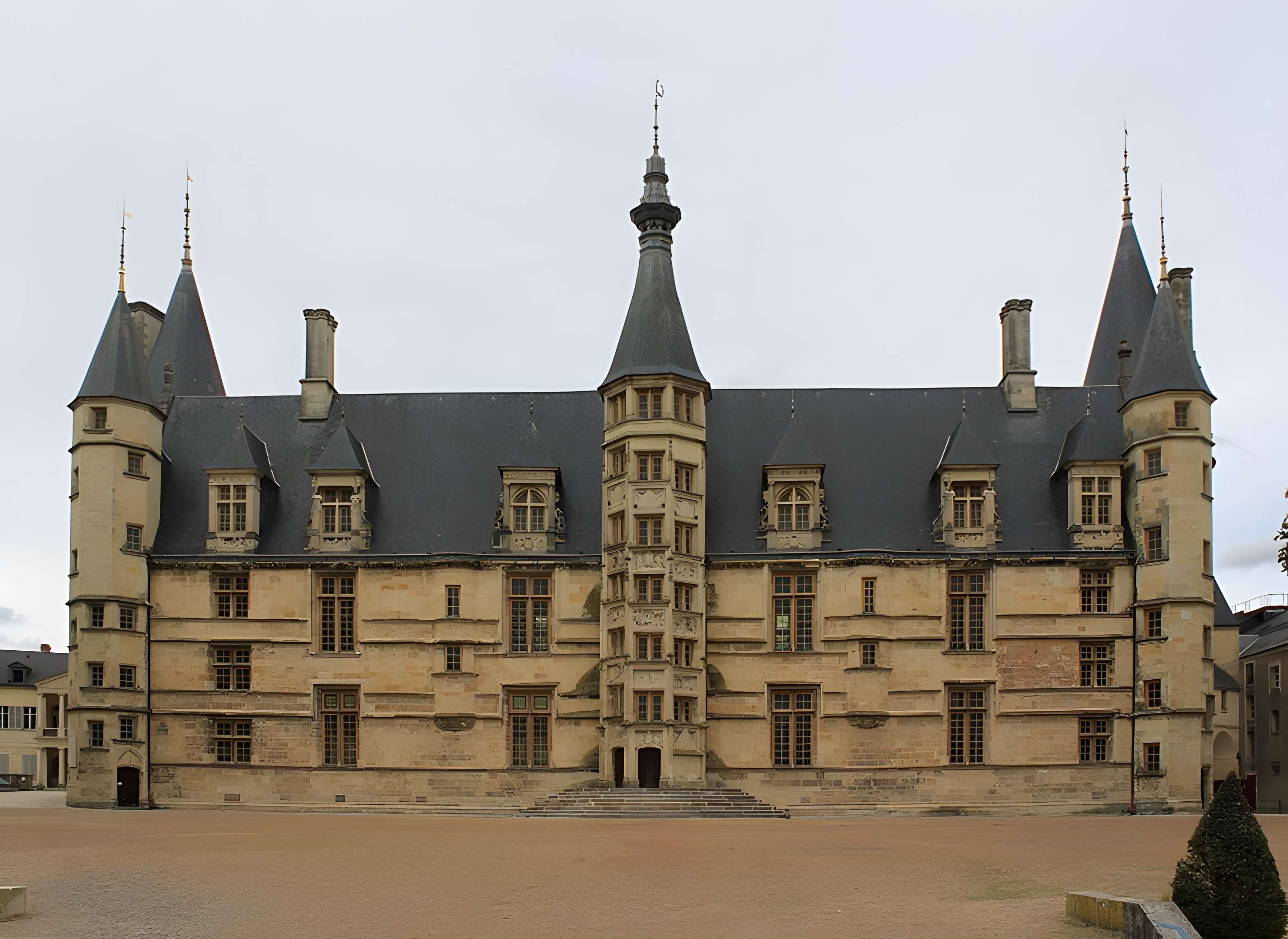 Palais Ducal de Nevers